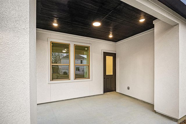 525 County Road 6617, Dayton, TX 77535