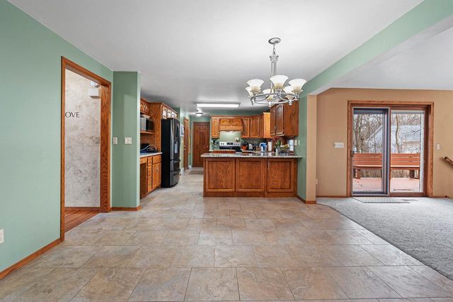 1367 WHIRTHINGTON COURT, Suamico, WI 54173