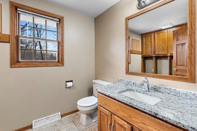 1367 WHIRTHINGTON COURT, Suamico, WI 54173