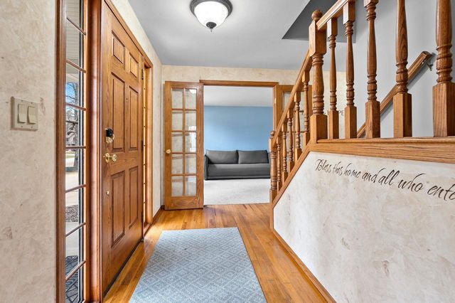 1367 WHIRTHINGTON COURT, Suamico, WI 54173