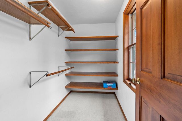 1367 WHIRTHINGTON COURT, Suamico, WI 54173