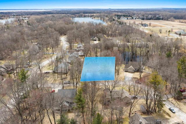 1367 WHIRTHINGTON COURT, Suamico, WI 54173