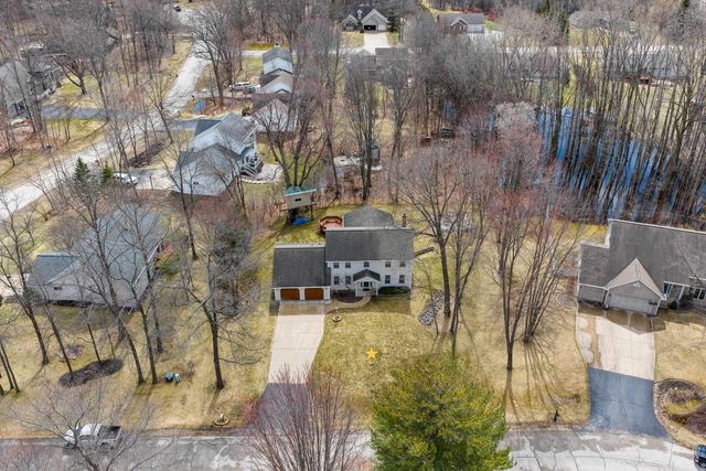 1367 WHIRTHINGTON COURT, Suamico, WI 54173