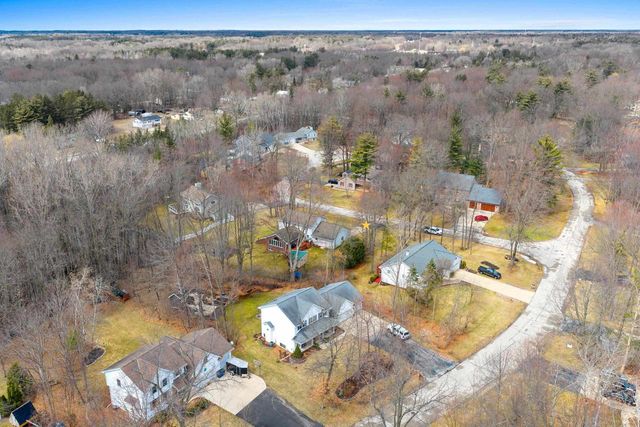 1367 WHIRTHINGTON COURT, Suamico, WI 54173