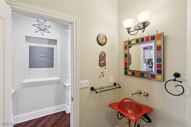 38230 Flanders Drive, Solon, OH 44139