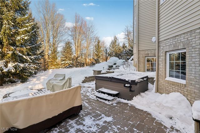 38230 Flanders Drive, Solon, OH 44139