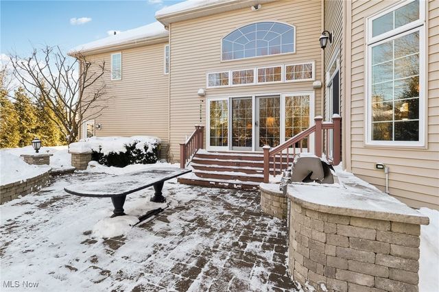 38230 Flanders Drive, Solon, OH 44139