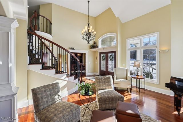 38230 Flanders Drive, Solon, OH 44139