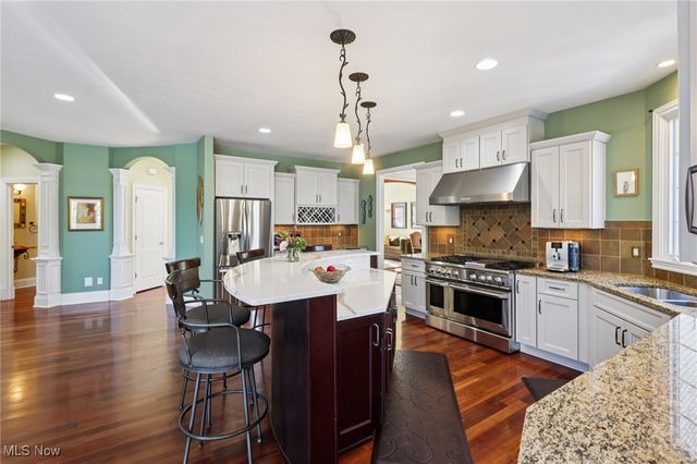 38230 Flanders Drive, Solon, OH 44139