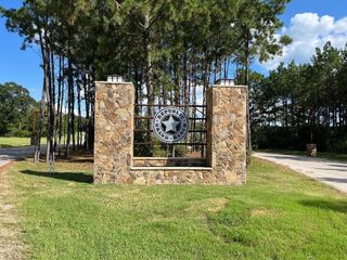 16023 Ridge Oak Road, Willis, TX 77378