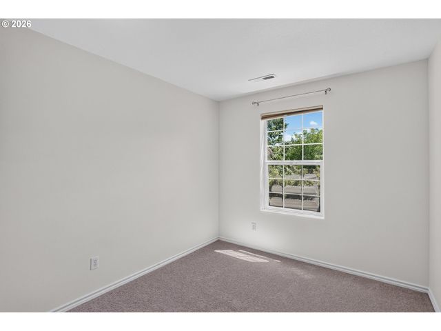 10495 Sw FRANKLIN Ln, Wilsonville, OR 97070