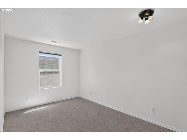 10495 Sw FRANKLIN Ln, Wilsonville, OR 97070