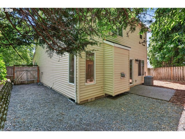 10495 Sw FRANKLIN Ln, Wilsonville, OR 97070