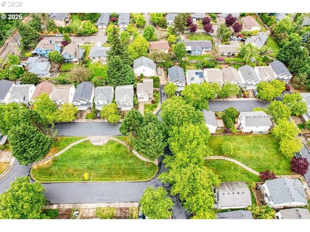 10495 Sw FRANKLIN Ln, Wilsonville, OR 97070