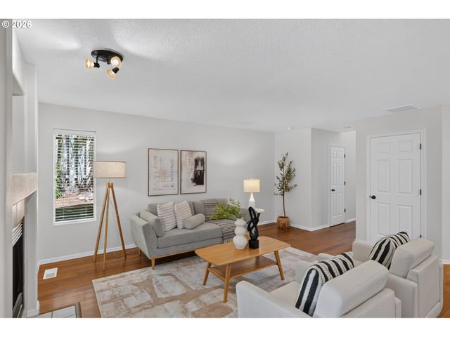 10495 Sw FRANKLIN Ln, Wilsonville, OR 97070
