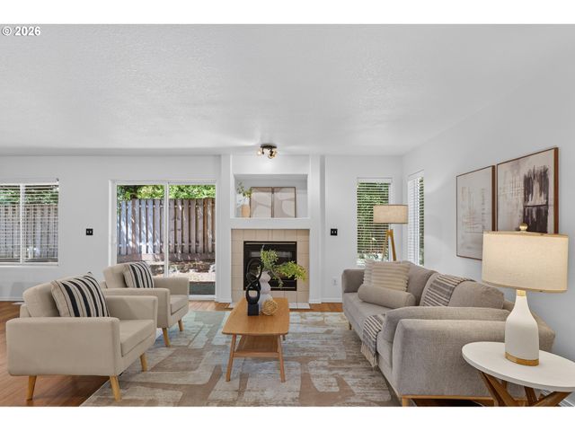 10495 Sw FRANKLIN Ln, Wilsonville, OR 97070