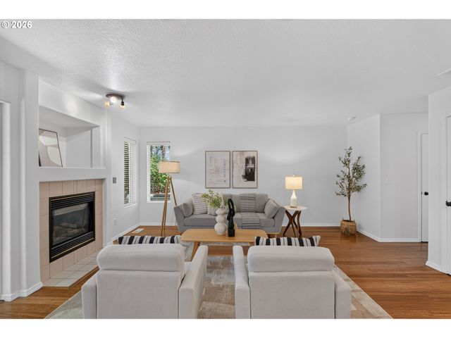 10495 Sw FRANKLIN Ln, Wilsonville, OR 97070
