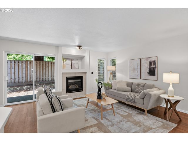 10495 Sw FRANKLIN Ln, Wilsonville, OR 97070