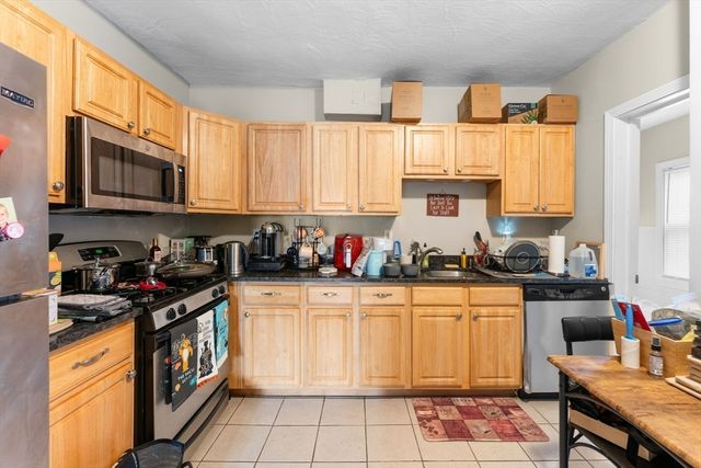 38 & 40 Hurd St, Melrose, MA 02176