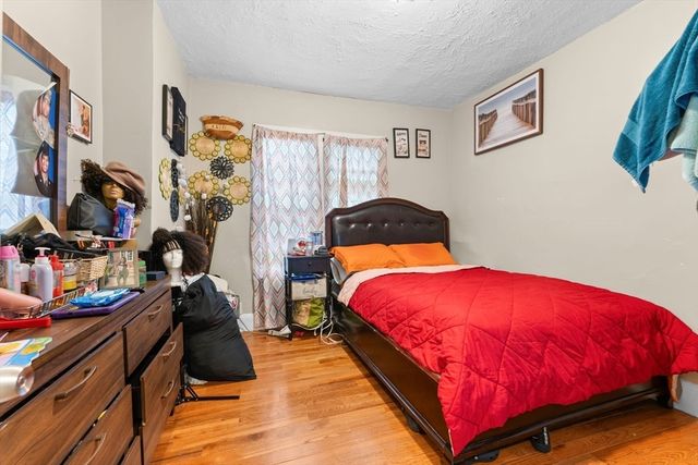 38 & 40 Hurd St, Melrose, MA 02176