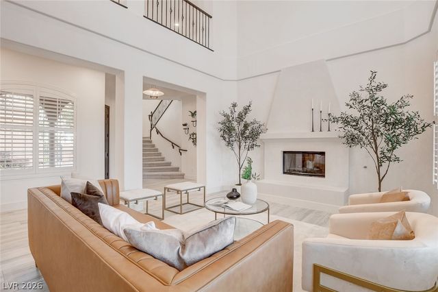 10721 BERINGER Drive, Las Vegas, NV 89144