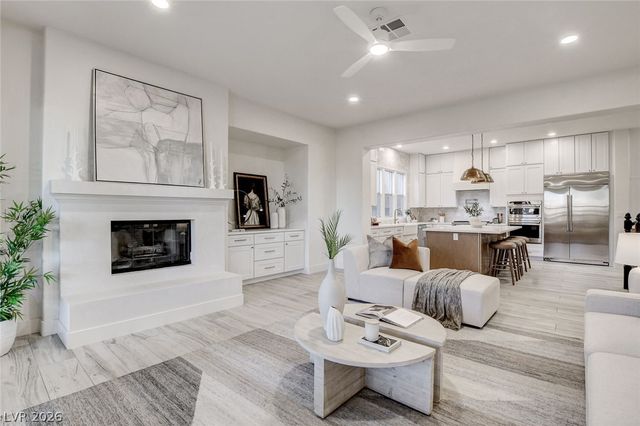 10721 BERINGER Drive, Las Vegas, NV 89144