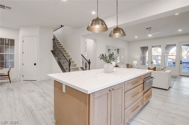 10721 BERINGER Drive, Las Vegas, NV 89144