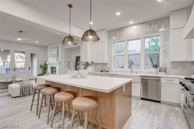 10721 BERINGER Drive, Las Vegas, NV 89144