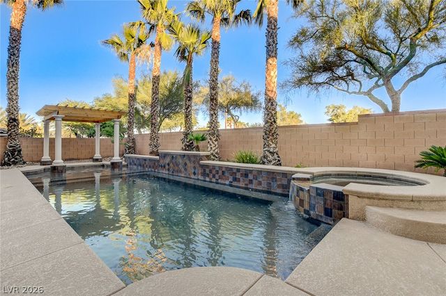 10721 BERINGER Drive, Las Vegas, NV 89144