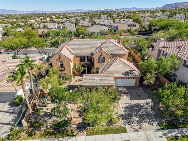 10721 BERINGER Drive, Las Vegas, NV 89144