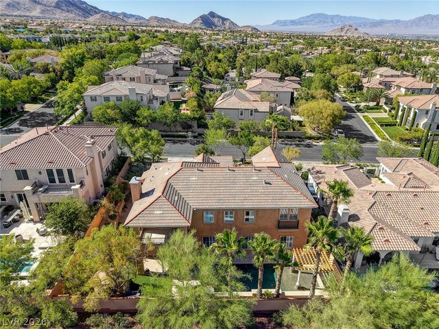 10721 BERINGER Drive, Las Vegas, NV 89144