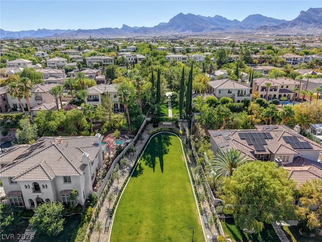 10721 BERINGER Drive, Las Vegas, NV 89144