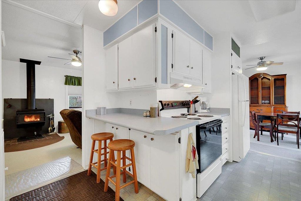 5036 Royal Oaks Dr, Oroville, CA 95966