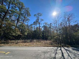 463 W Magnolia Street, Gulfport, MS 39507