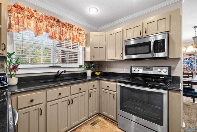 108 Kenneth Street, Gadsden, AL 35904