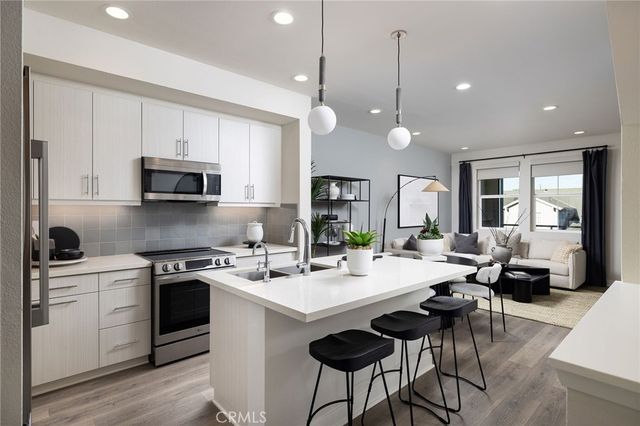 139 S Iris, Compton, CA 90220