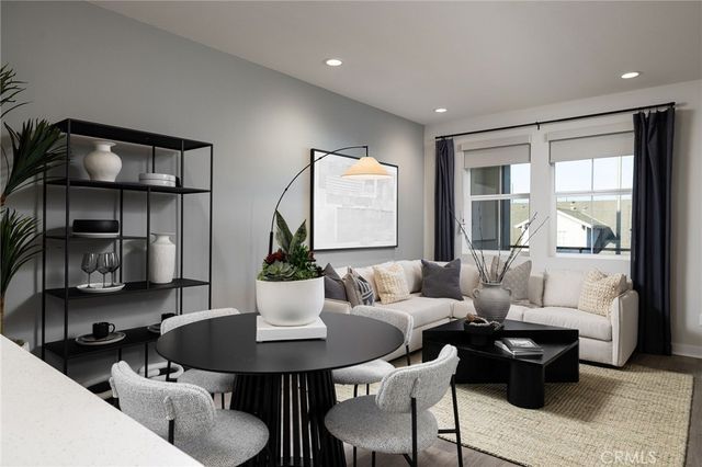 139 S Iris, Compton, CA 90220