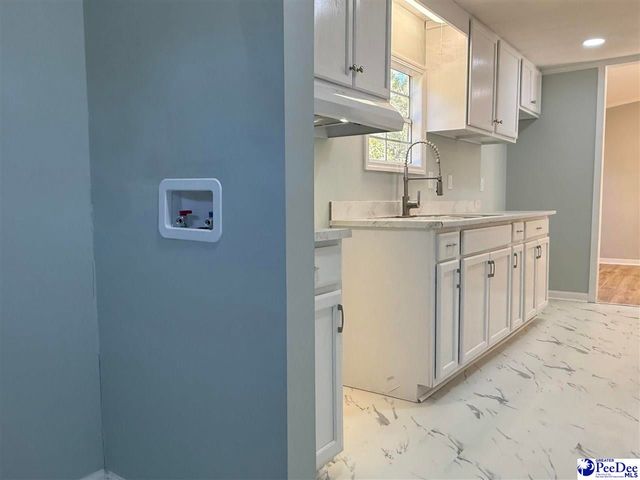 302 McCowns Millpond Rd, Darlington, SC 29540