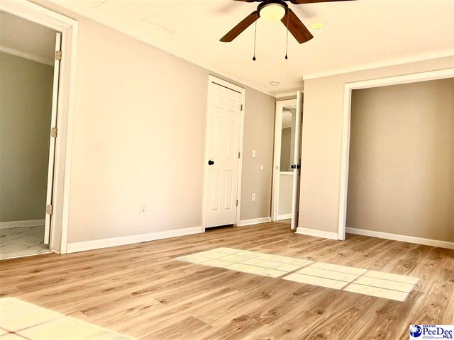 302 McCowns Millpond Rd, Darlington, SC 29540