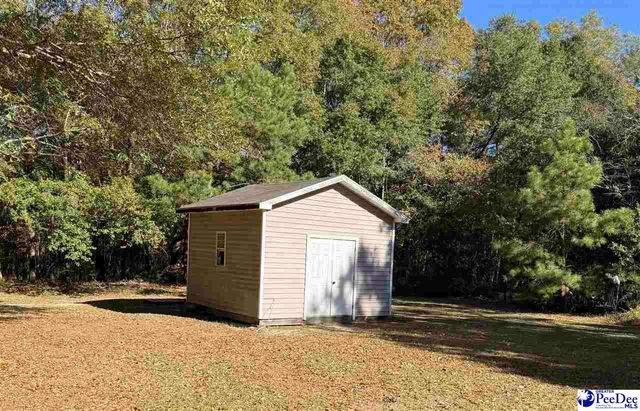 302 McCowns Millpond Rd, Darlington, SC 29540