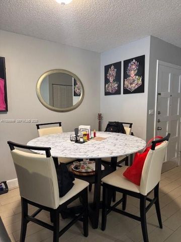 360 NW 69th Avenue 202, Plantation, FL 33317
