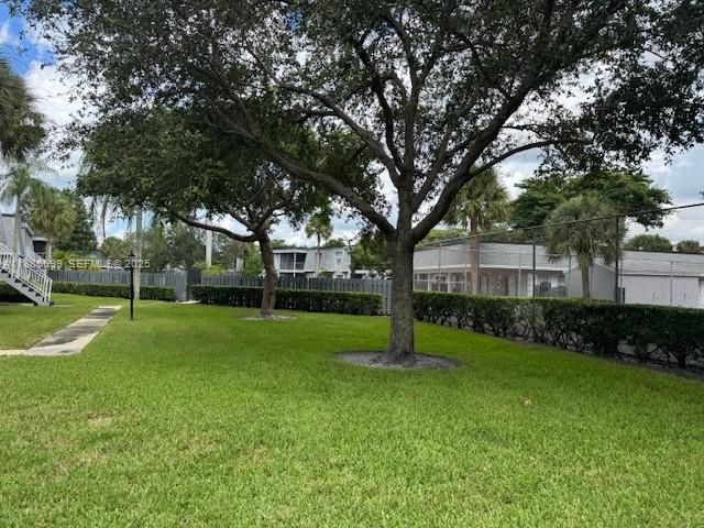 360 NW 69th Avenue 202, Plantation, FL 33317