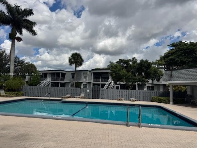 360 NW 69th Avenue 202, Plantation, FL 33317