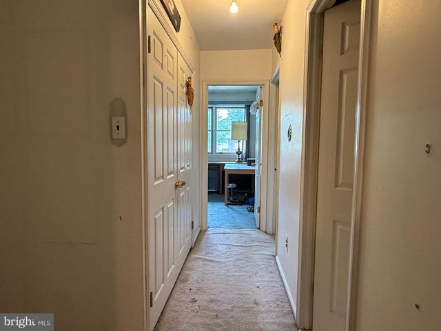 6 BUCKTHORN CT, Woodbury, NJ 08096