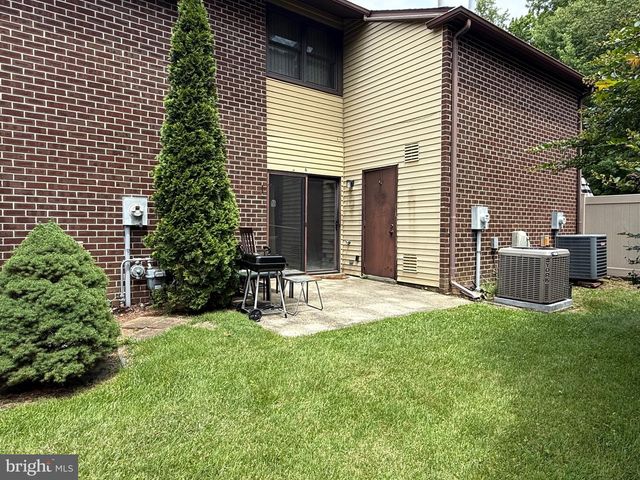 6 BUCKTHORN CT, Woodbury, NJ 08096
