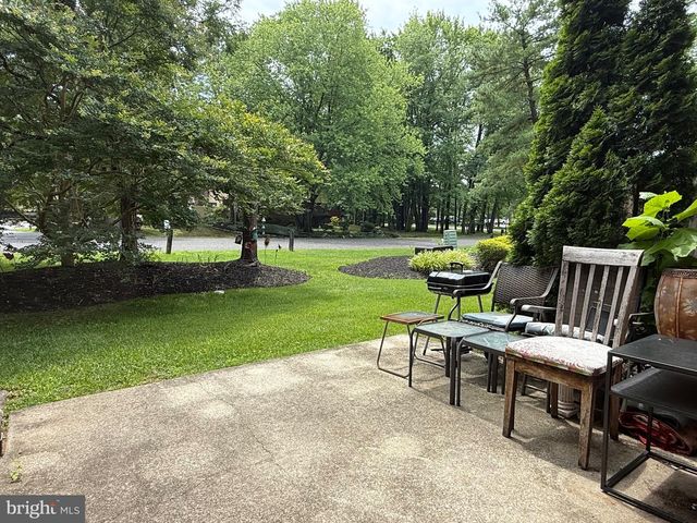 6 BUCKTHORN CT, Woodbury, NJ 08096