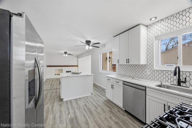 1806 Treadwell Street, Westland, MI 48186