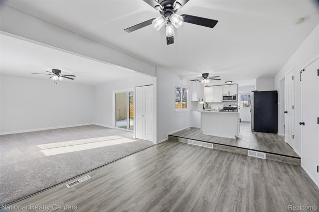 1806 Treadwell Street, Westland, MI 48186