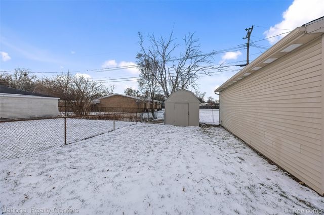 1806 Treadwell Street, Westland, MI 48186