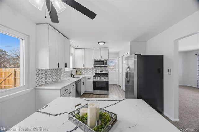 1806 Treadwell Street, Westland, MI 48186